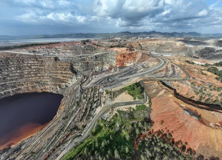 Aerial view of Corta Atalaya open pit mine, copper mine, Rio Tinto, Minas de Rio Tinto, Andalusia,