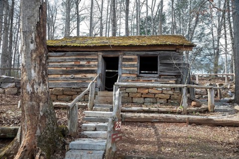 Clinton, Tennessee - The Dan'l Boon cabin at the Museum of Appalachia, a collection of pioneer
