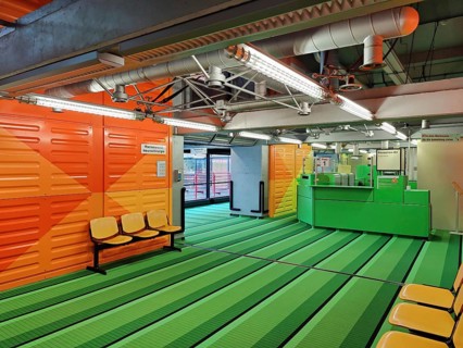 RWTH Aachen University Hospital, interior photo, colourful, technical modernity with visible