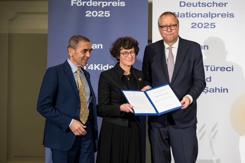 Ugur Sahin and Özlem Türeci (founders of Biontech SE) and Andreas Voßkuhle (President of the Senate