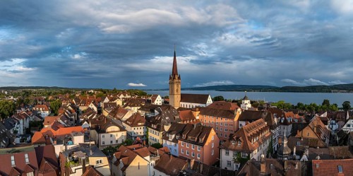 Luftbild, Panorama von der Stadt Radolfzell am Bodensee mit dem Radolfzeller Münster von der