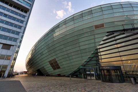 Klimahaus, scientific exhibition centre, entrance to the Havenplaza, Havenwelten, Bremerhaven,
