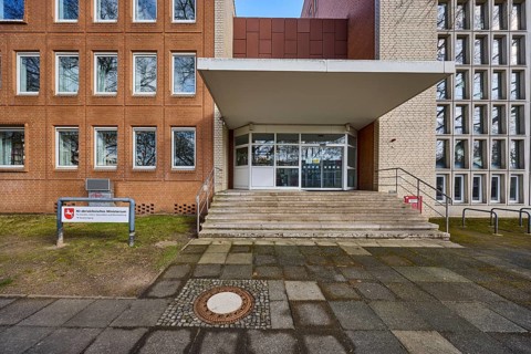 Lower Saxony Ministry of Social Affairs, Labour, Health and Equal Opportunities, entrance area,