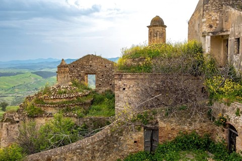 Ghost town of Craco, Basilicata, Italy, Europe
