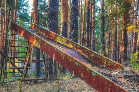 Slide, Isumrudnyi children's holiday camp, Lost Place, Chernobyl exclusion zone, Ukraine, Eastern