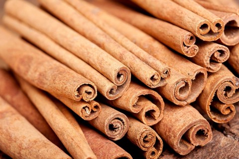 Cinnamon sticks