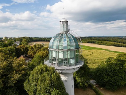 The light tower in Solingen, North Rhine-Westphalia, is a converted former water tower. It is