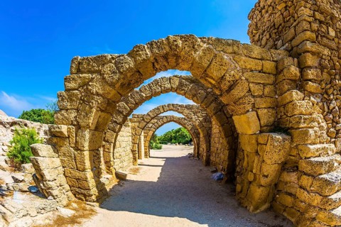 Excursion to the Archaeological Park of the Roman Empire. Arched passage - covered street of Port