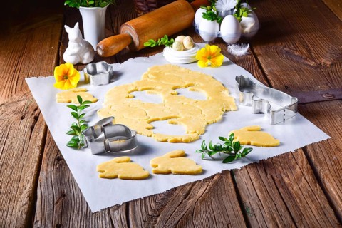 Raw Easter cookies