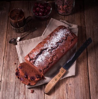 Chocolate cake with cherries