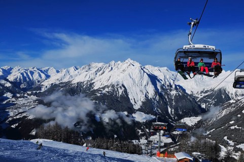 Breath taking panoramic view from the ski area of Kals-Matrei over 60 peaks higher than 3000 metres