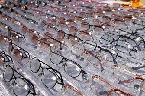 Glasses for close up view in rows many eye glasses shop