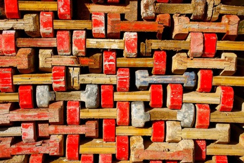 Wooden formwork beams were stacked on a pile