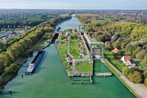 Repair Works at a canal lock in North Rhine-Westphalia, along the Wesel-Datteln Canal. The larger