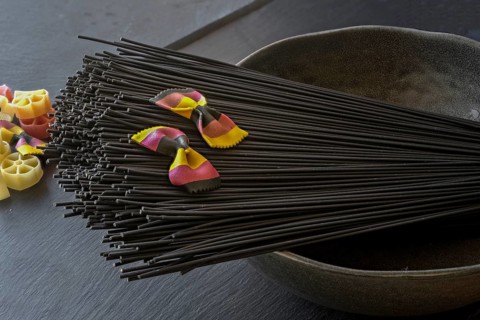 Black spaghetti and farfalle