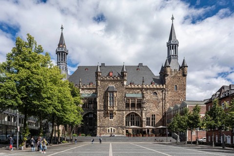 View of the town hall from Katschhof, with the 8th century Granus Tower on the right - Aachen,