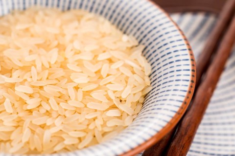 Bowl of parboiled risotto rice
