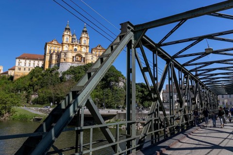 Steel truss lift bridge over the Melk arm of the Danube, behind the collegiate church, Melk,