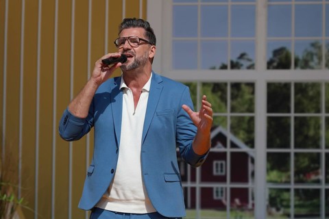 Andre Stade (singer, musician) on the ARD TV programme Immer wieder sonntags, Rust, Germany /