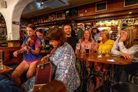 Celtic musical group in a Pub, Doolin, County Clare, Ireland, United Kingdom, Europe
