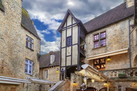 Square in Sarlat-la-Caneda historical center, France, Europe