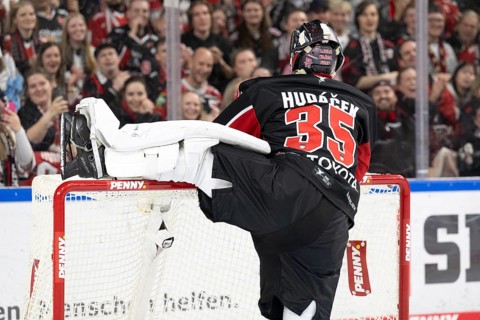 Laura Dick Cologne, LanxessArena, North Rhine-Westphalia, Julius Hudacek (Koelner Haie, #35), PENNY
