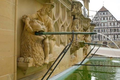 Fish fountain on the market square, Kocher, Kocher valley, Schwäbisch Hall, Heilbronn-Franken,