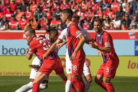 Football match, from left to right Lennard MALONEY 1.FC Heidenheim, Junior ADAMU SC Freiburg,