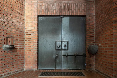 Cologne, Lindenthal district, Catholic parish church Christi Auferstehung, main portal, inside,