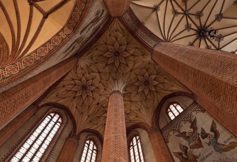 Former Cistercian church, central nave vaulting Oblique view to the east, St., Sankt, Saint