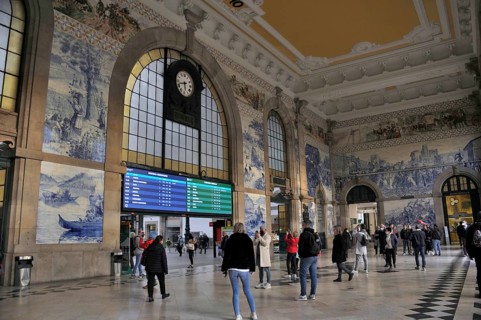 Azulejo in the Porto station.architecture, art, artwork, azulejo, blue, ceramic, cityscape,