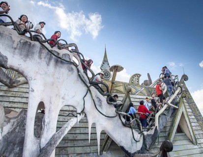 The queue of tourists at the Crazy House in Dalat, Vietnam, Asia