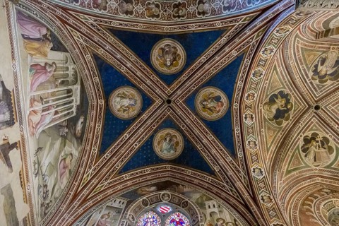 FLORENCE, TUSCANY/ITALY - OCTOBER 19 : Interior view of Santa Croce Church in Florence on October