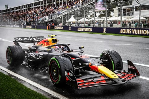 Liam Lawson of New Zealand drives the Oracle Red Bull Racing RB21 during the Australian Formula 1