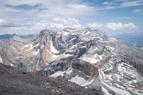 Monte Perdido, 3355 meters, route of ascent to the Taillon, French Pyrenees, France, Europe