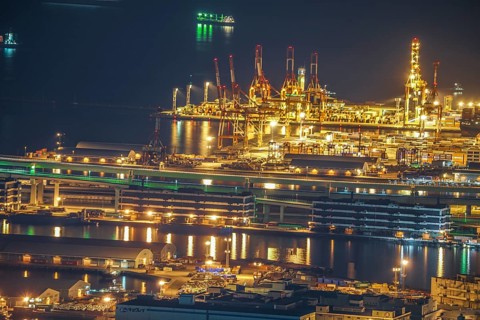 Keihin industrial zone which is visible from Yokohama Landmark Tower. Shooting Location:
