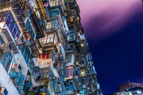 Hong Kong apartment high-rise apartment (Quarry Bay). Shooting Location: Hong Kong Special
