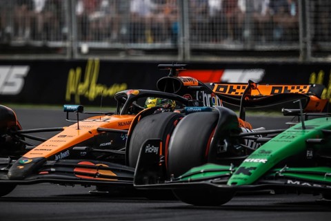 Oscar Piastri of Australia drives the McLaren Formula 1 Team MCL39 during qualifying in the 2025