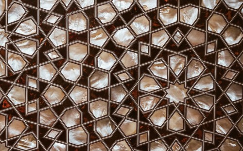 Ottoman art example of Mother of Pearl inlays