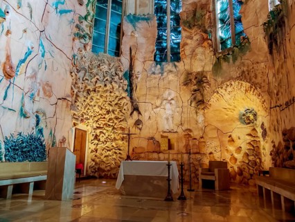Spain, Majorca, Palma. La Seu Cathedral as a tourist attraction in the city centre. Austria, Europe