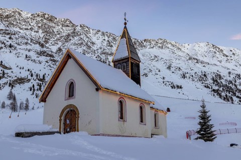 Chapel of the Holy Family, Kurzras, Schnalstal Valley, South Tyrol, Italy, Europe