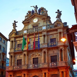 Pamplona Navarra Ayuntamiento city Hall square way of Saint James