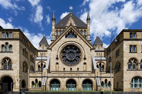 The Cologne synagogue in Roonstrasse on a sunny day