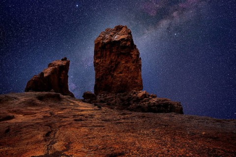 Gran canaria roque nublo in night stars light photo mount