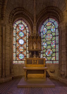 North ambulatory, chapel with stained glass window, St., Sankt, Saint