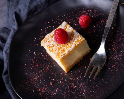 Delicious festive cheesecakes from the tin