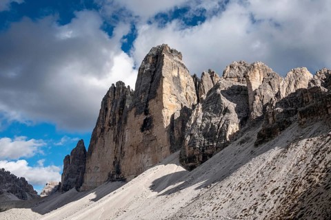 View of the iconic Drei Zinnen mountains in the South Tirolese Dolomite alps, Italy, Europe