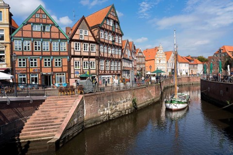 Timber-framed houses at the old Hanseatic harbour, Stade, Lower Saxony, Germany, Europe