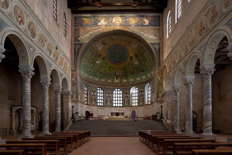 Ravenna, Basilica di Sant' Apollinare in Classe, view to the east into the choir apse