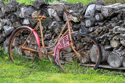 A bicycle was forgotten and has not been used for a long time